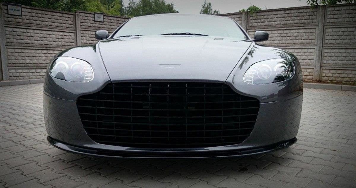 Zderzak Przedni pasujący do Aston Martin V8 Vantage