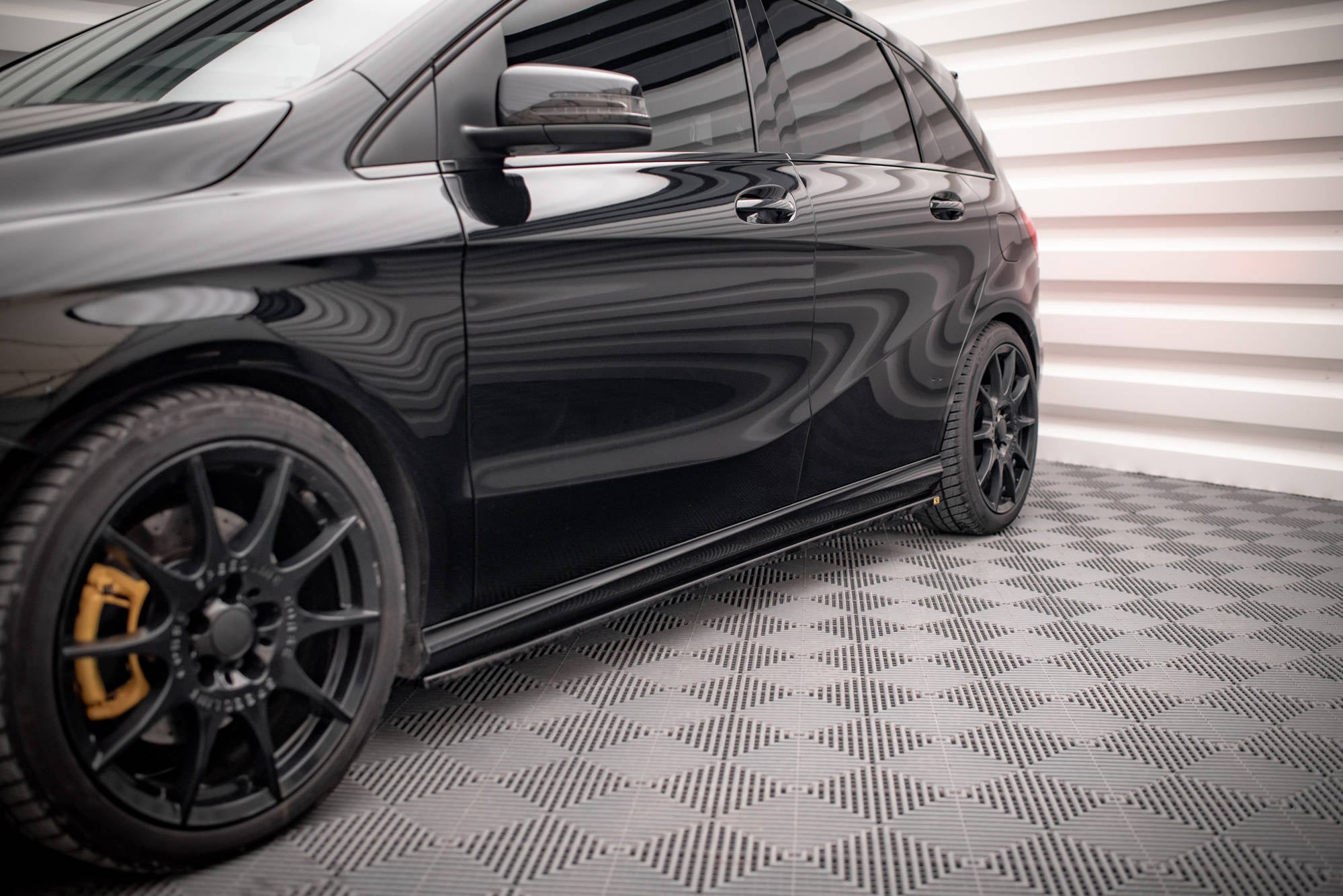 Side Skirts Diffusers Mercedes-Benz B W246 Facelift – Maxton Design