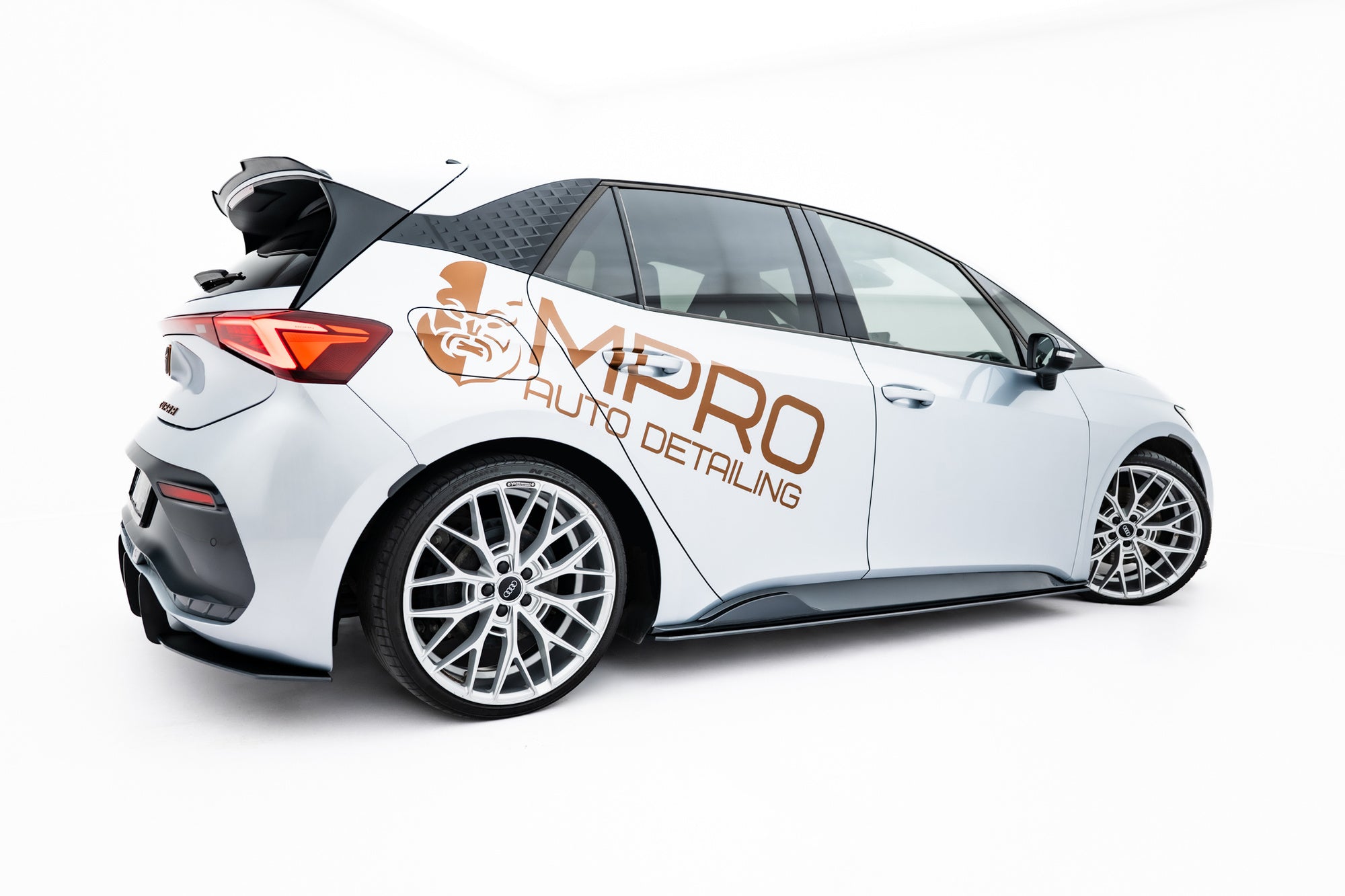 Street Pro Side Skirts Diffusers Cupra Born Mk1 – Maxton Design