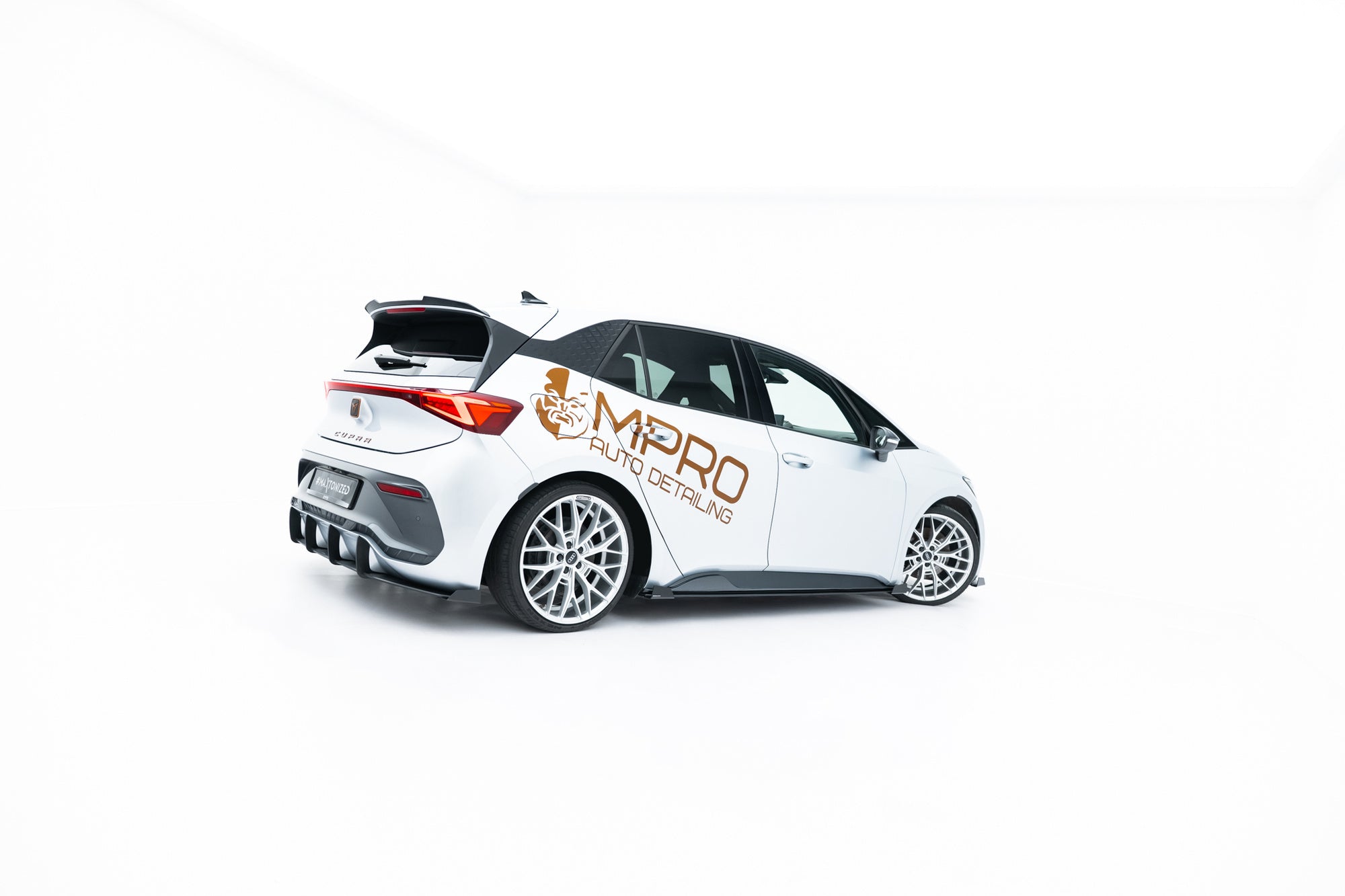 Street Pro Side Skirts Diffusers + Flaps Cupra Born Mk1 – Maxton