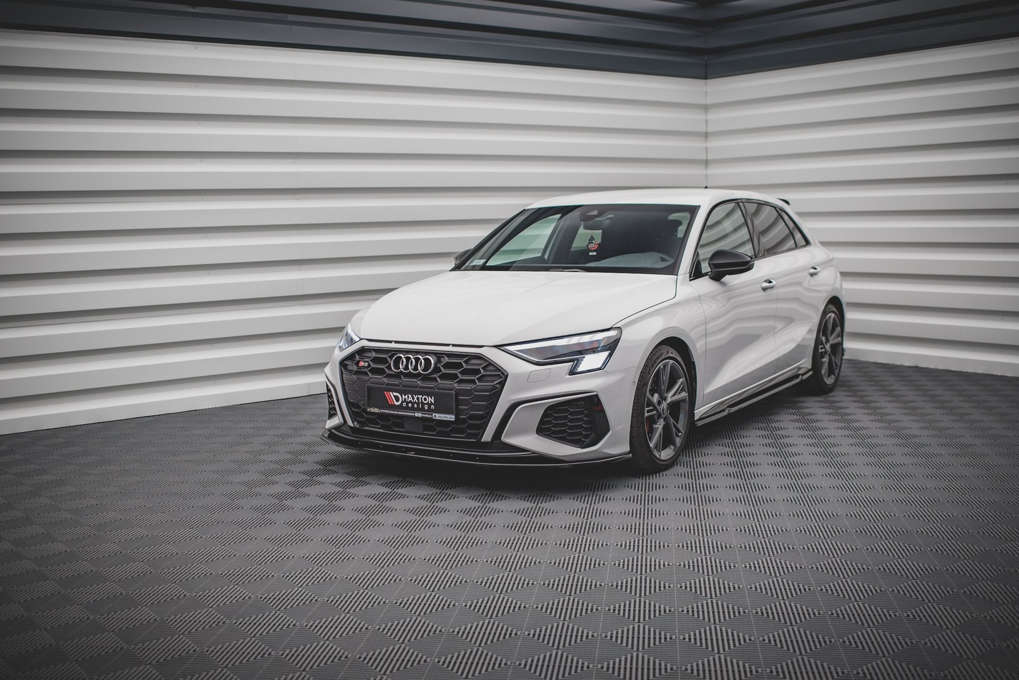 Front Splitter V.1 Audi S3 / A3 S-Line 8Y – Maxton Design