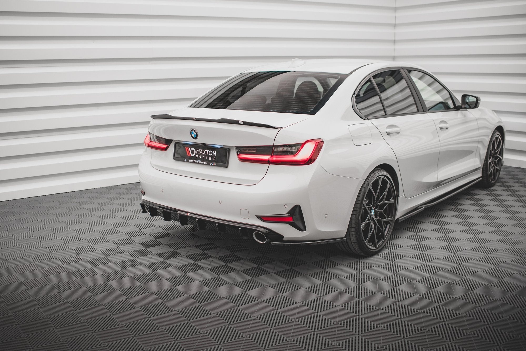 Rear Side Splitters BMW 3 G20 / G21 – Maxton Design