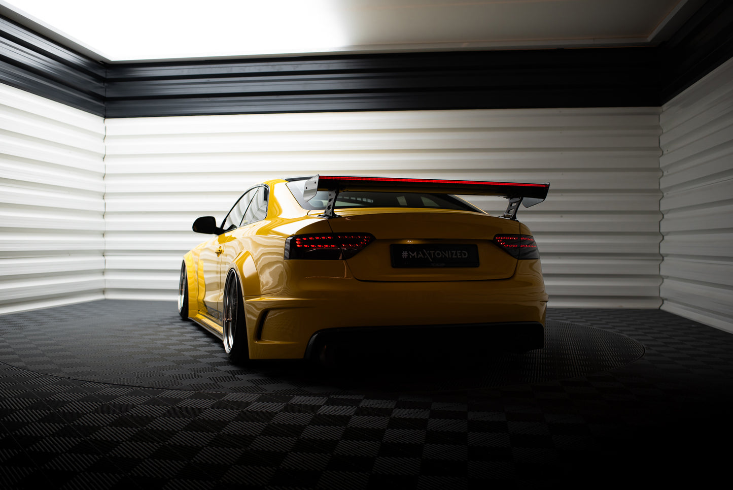 Carbon Spoiler With External Brackets Uprights + LED suitable for Audi A5 Coupe 8T