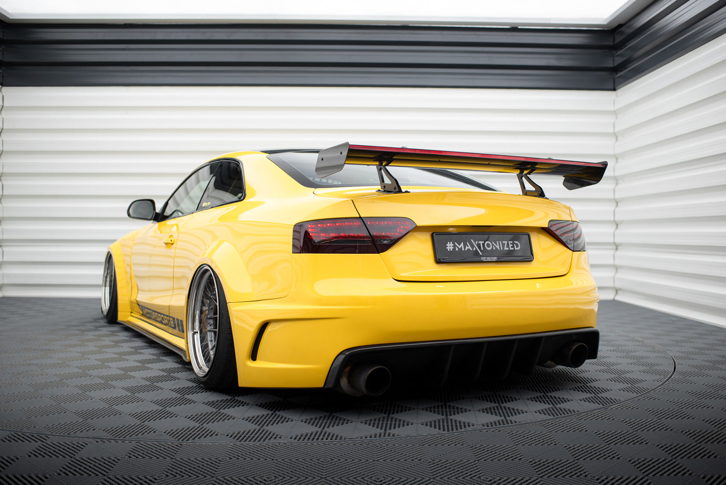 Carbon Spoiler With Upper Swan Mounting + LED suitable for Audi A5 Coupe 8T