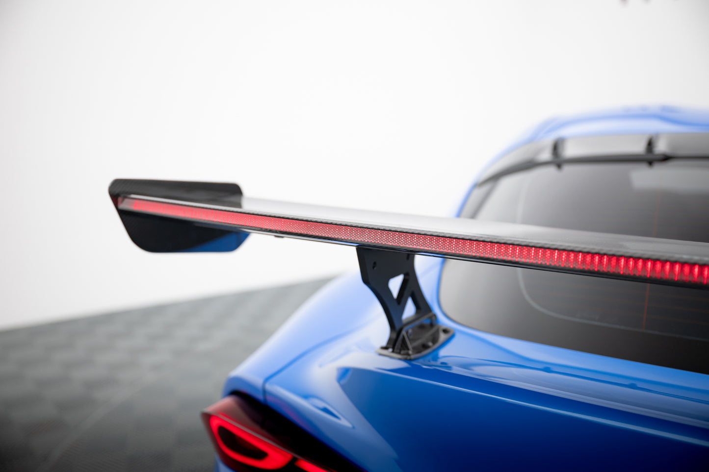 Carbon Spoiler With External Brackets Uprights + LED suitable for Toyota Supra Mk5