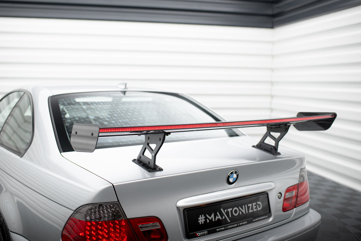 Carbon Spoiler With Internal Brackets Uprights + LED suitable for BMW 3 Coupe E46