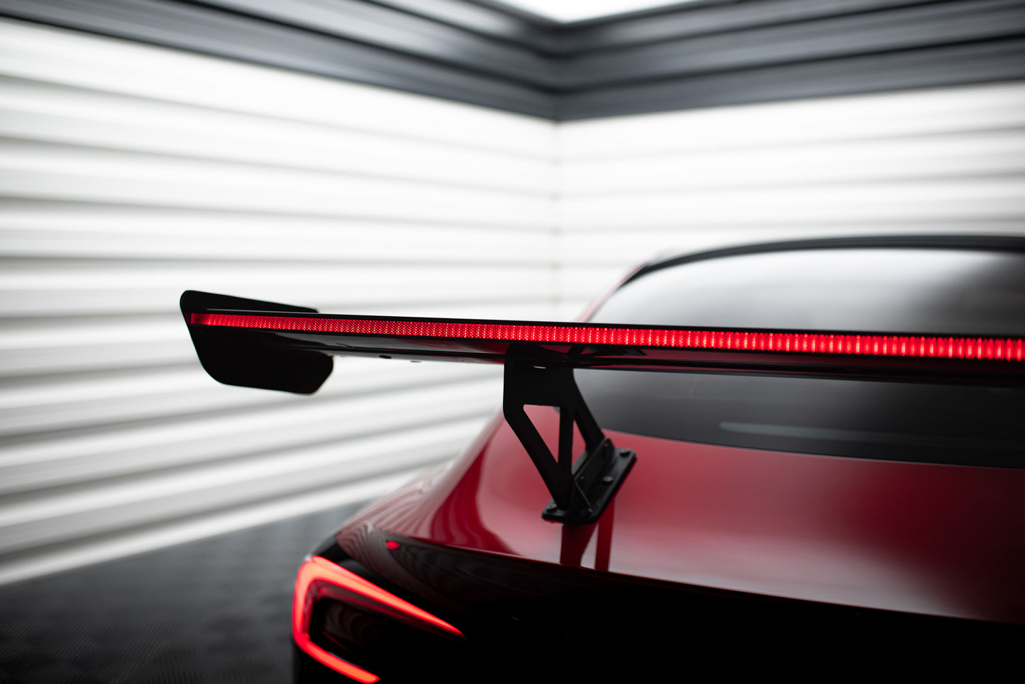Carbon Spoiler + LED suitable for Tesla Model 3