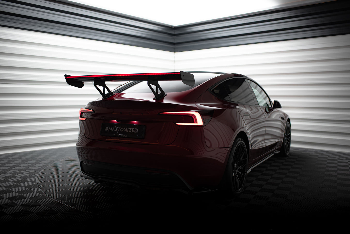 Carbon Spoiler + LED suitable for Tesla Model 3