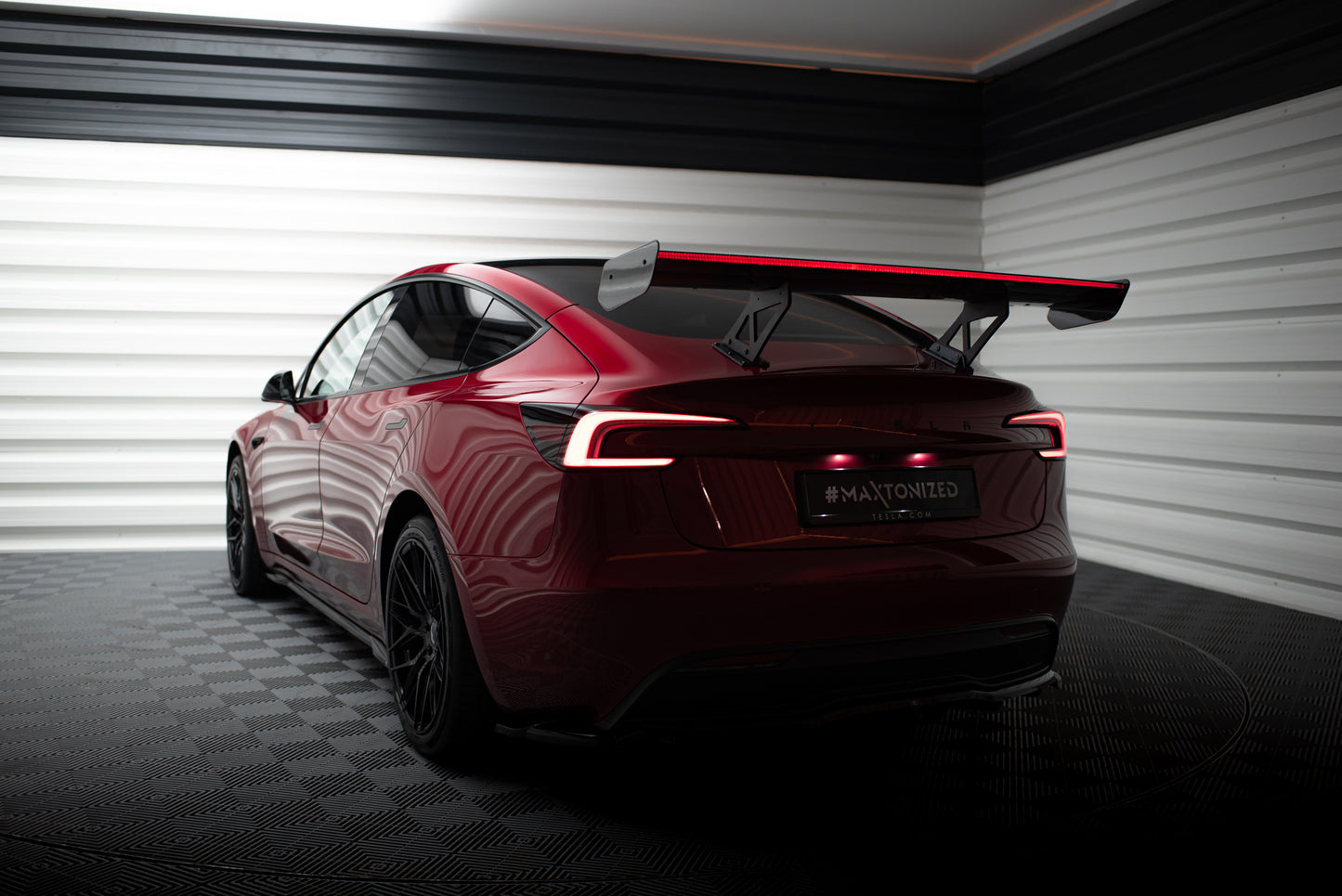 Carbon Spoiler + LED suitable for Tesla Model 3