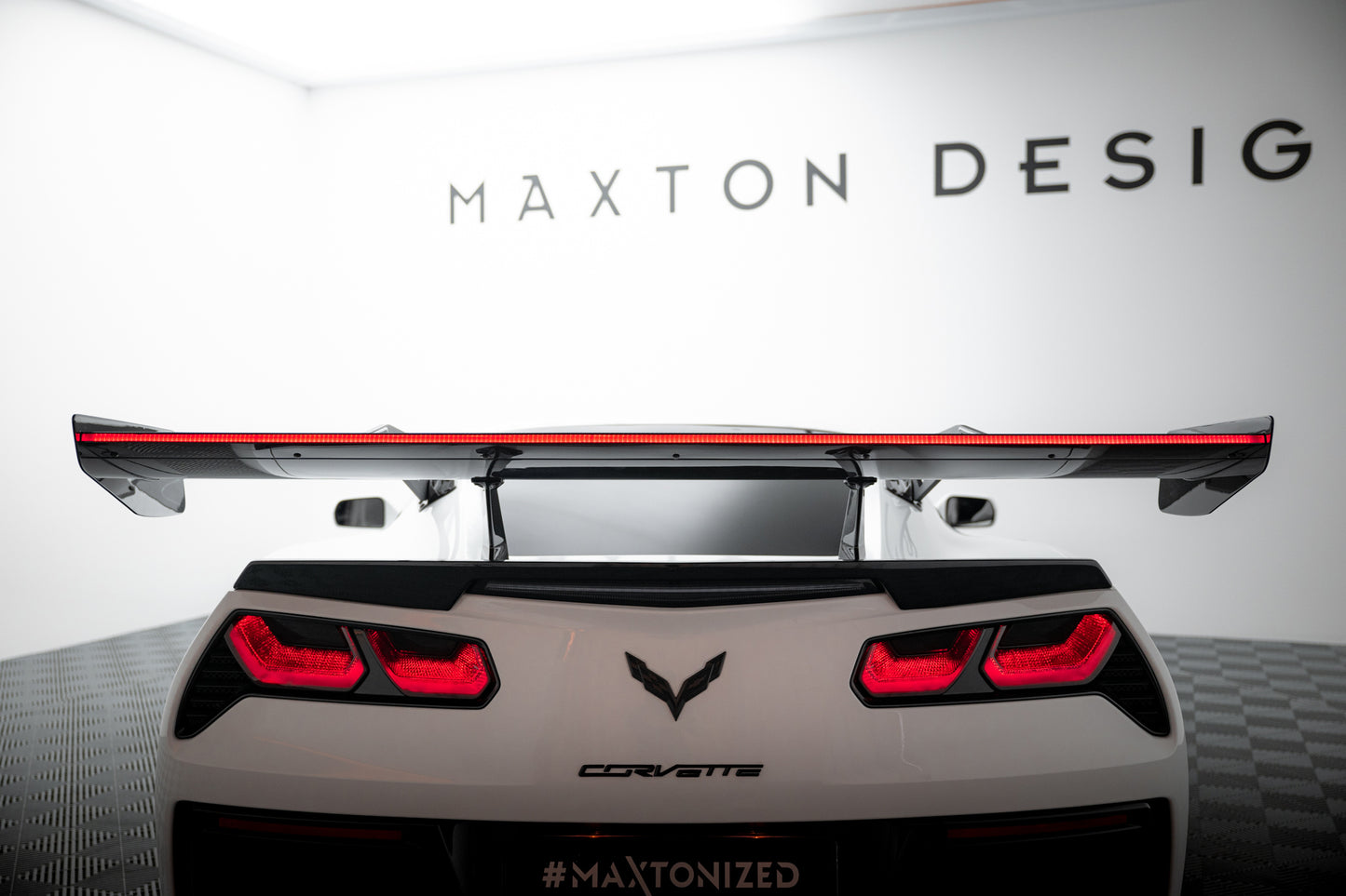 Carbon Spoiler With Upper Swan Mounting + LED suitable for Chevrolet Corvette Stingray / Grand Sport C7
