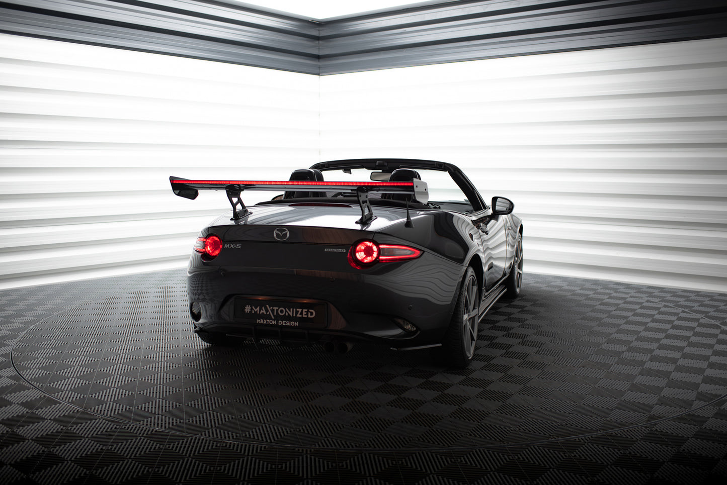 Carbon Spoiler With Internal Brackets Uprights + LED suitable for Mazda MX-5 ND (Mk4)