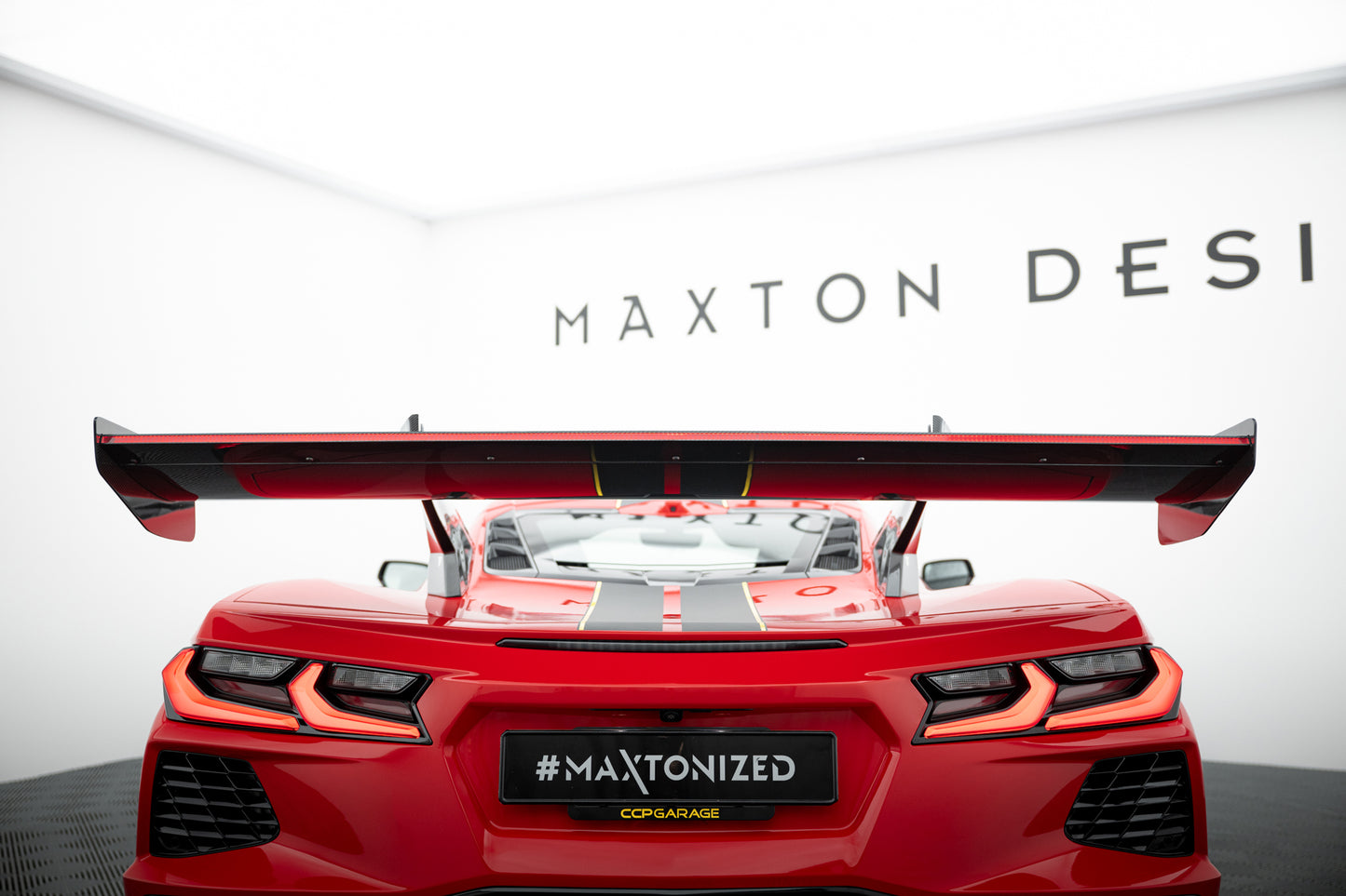 Carbon Spoiler + LED suitable for Chevrolet Corvette C8