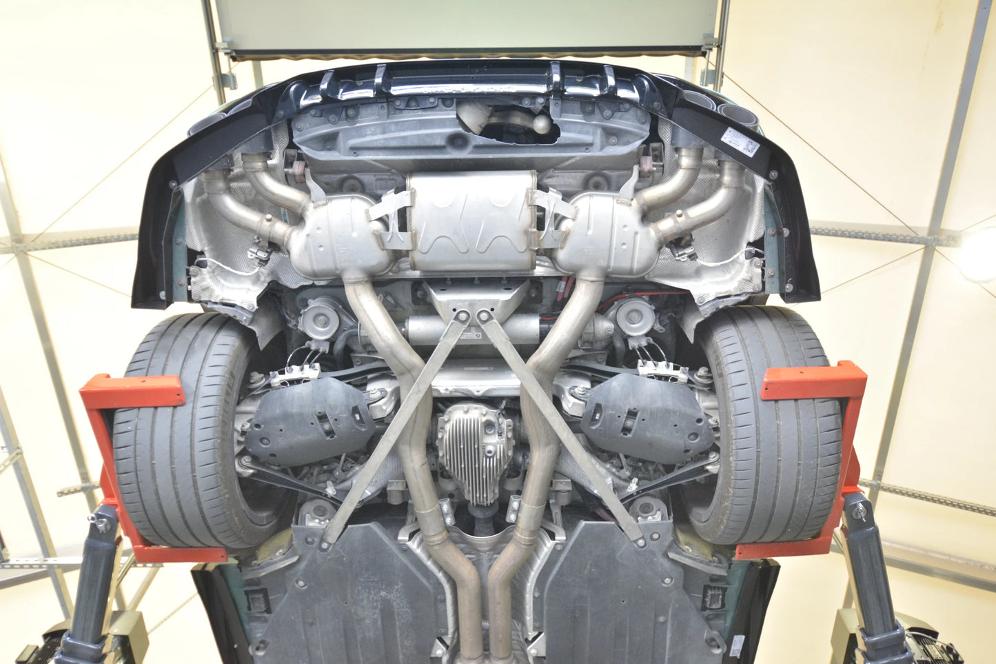 Arriere Splitter (avec une barre verticale) BMW X5 M F95 / F95 Facelift 