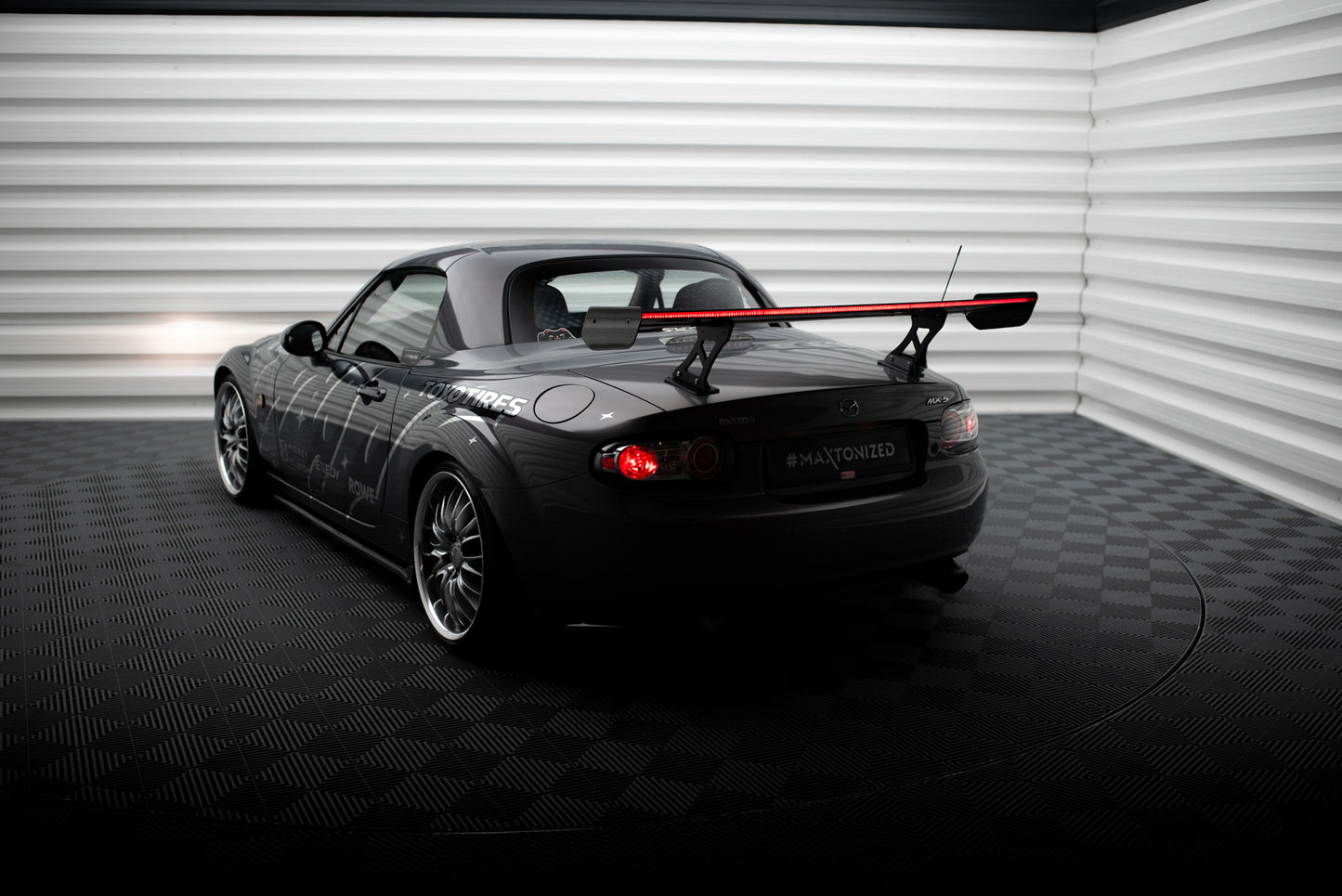 Carbon Spoiler + LED suitable for Mazda MX5 Hardtop NC(MK3)