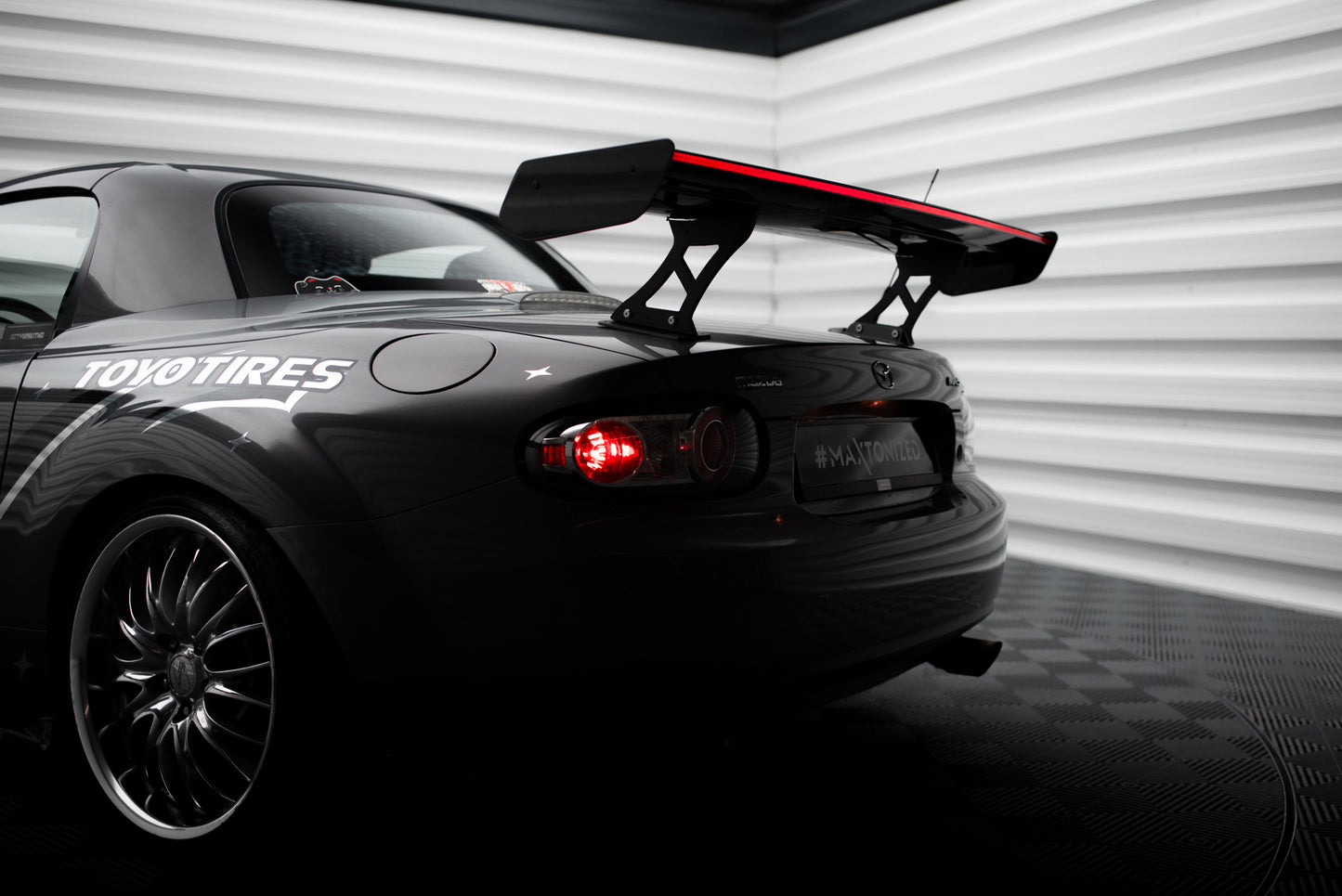 Carbon Spoiler + LED suitable for Mazda MX5 Hardtop NC(MK3)