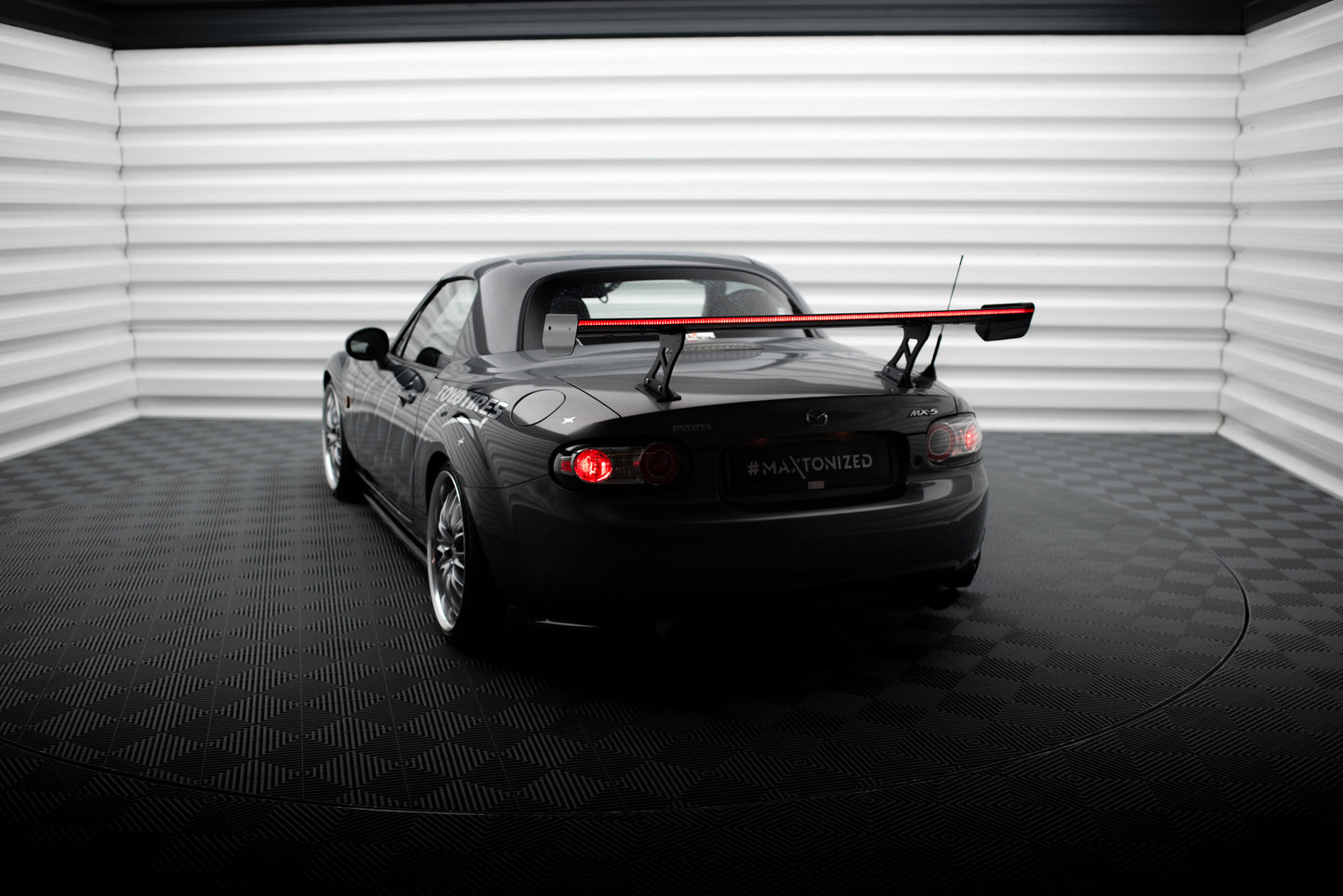 Carbon Spoiler + LED suitable for Mazda MX5 Hardtop NC(MK3)