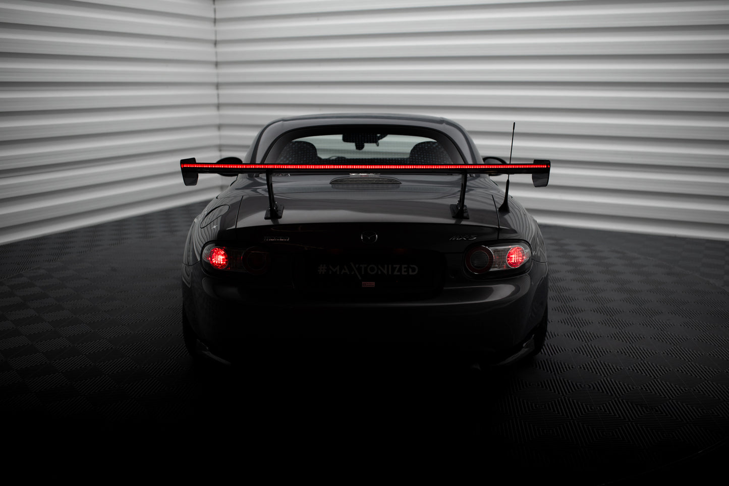 Carbon Spoiler + LED suitable for Mazda MX5 Hardtop NC(MK3)