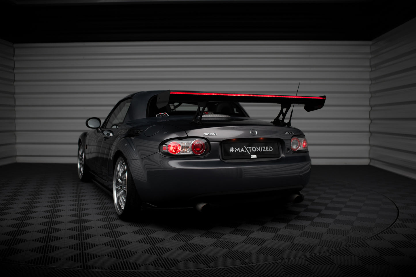 Carbon Spoiler + LED suitable for Mazda MX5 Hardtop NC(MK3)