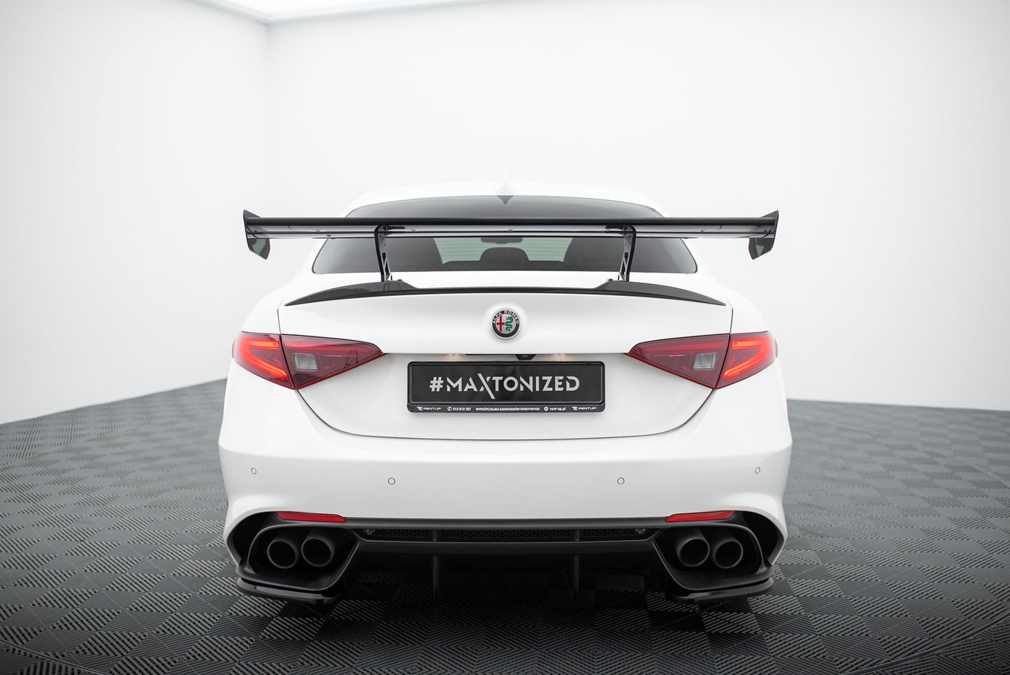 Carbon Spoiler suitable for Alfa Romeo Giulia Quadrifoglio
