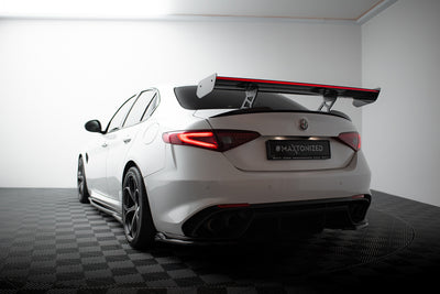 Carbon Spoiler + LED suitable for Alfa Romeo Giulia Quadrifoglio