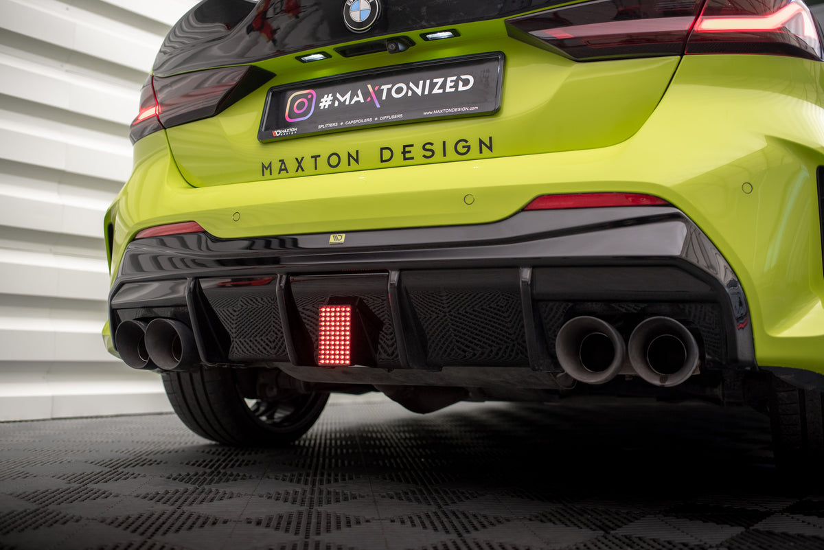 Rajout Du Pare-Chocs Arriere V.3 + échappement Milltek Sport compatible avec BMW M135i F40