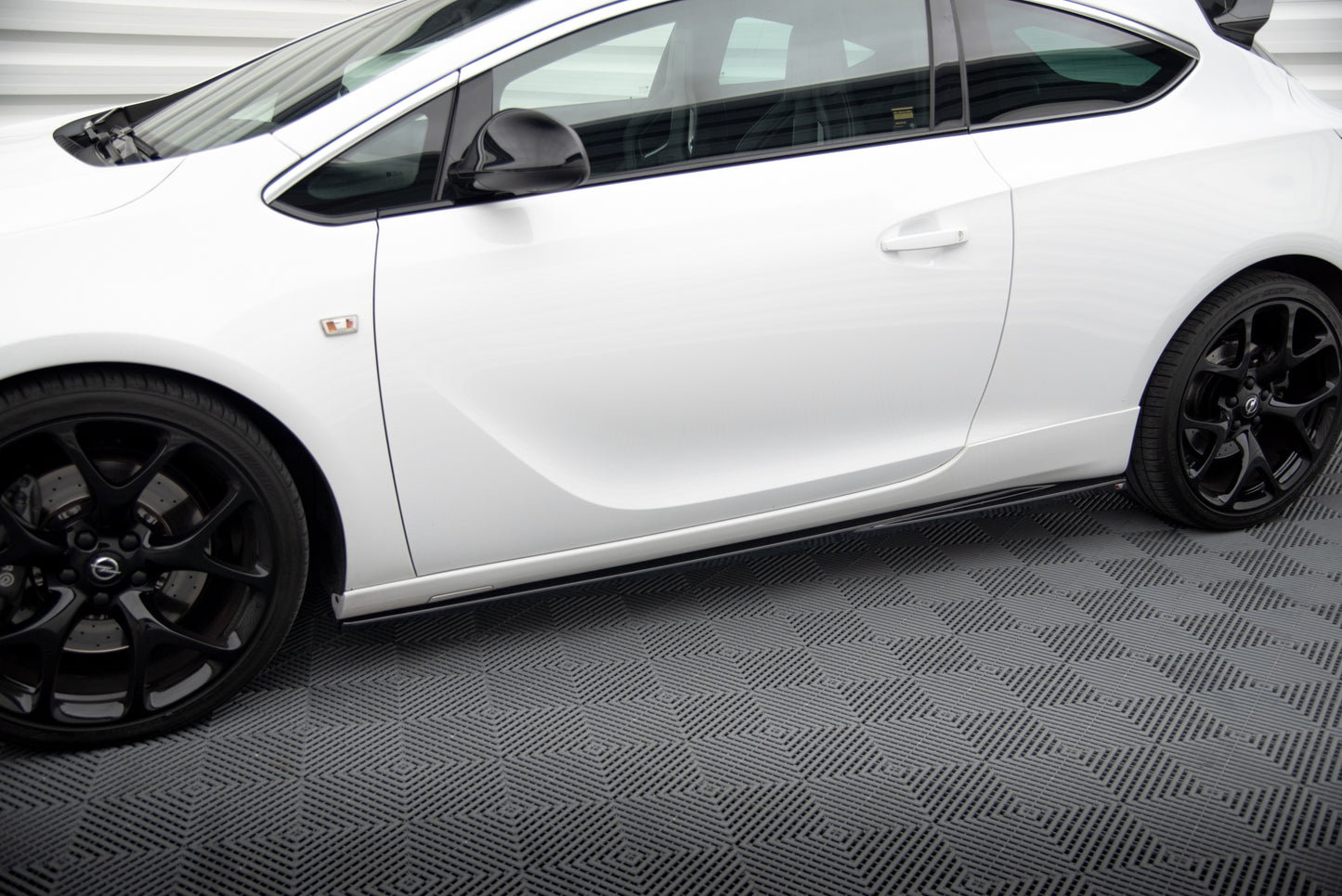 Dokładki Progów Opel Astra OPC GTC J