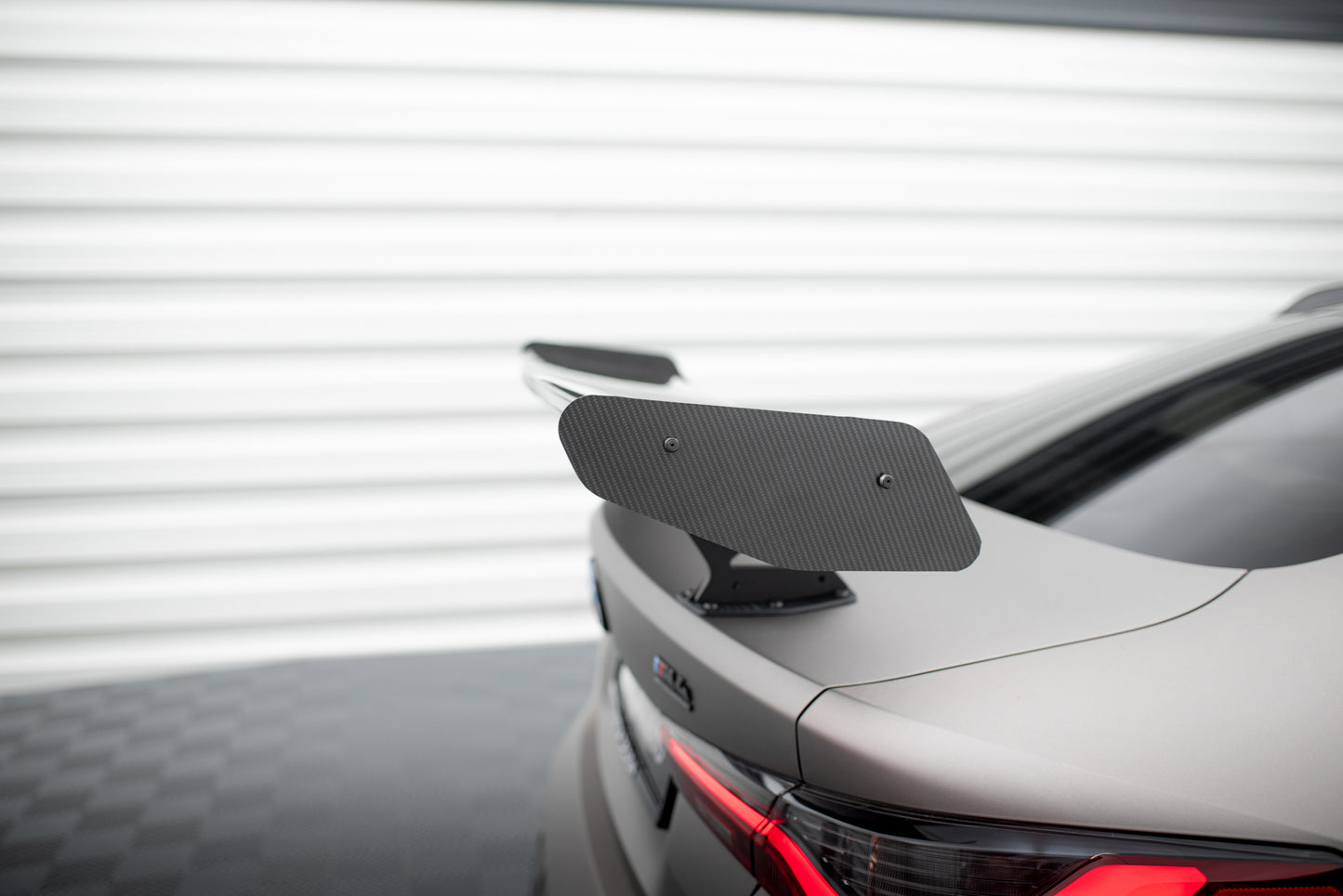 Carbon Spoiler With Internal Brackets Uprights + LED suitable for BMW M4 G82 / G82 Facelift / M440i / 4 M-Pack G22 / G22 Facelift