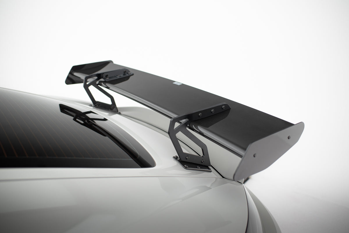 Karbonowy Spoiler Z Górnymi Mocowaniami V.2 + LED suitable for Porsche 718 Cayman 982c