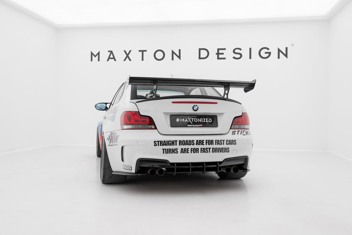 Karbonowy Spoiler Z Wewnętrznymi Wspornikami V.2 pasujący do BMW 1M E82 