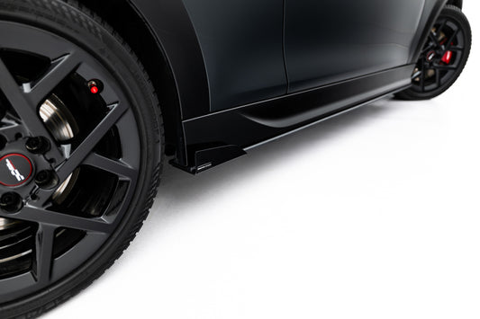 Dokładki progów Street Pro + Flaps pasujące do Mini Cooper John Cooper Works F66