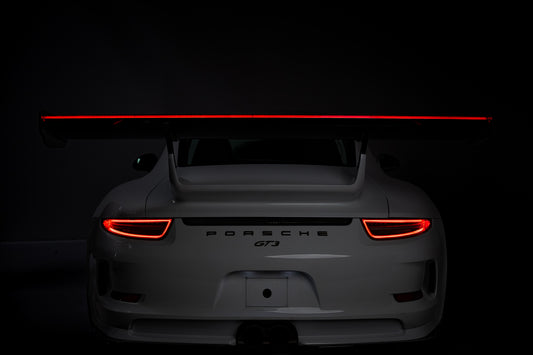 Karbonowy Spoiler V.1 + LED pasujący do Porsche 911 GT3 991