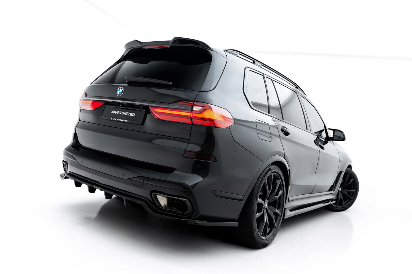 Hinten Splitter (mit einem vertikalem balken) BMW X7 M-Pack G07