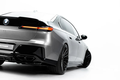 Rear Splitter (with vertical bars) V.2 suitable for BMW M760e G70