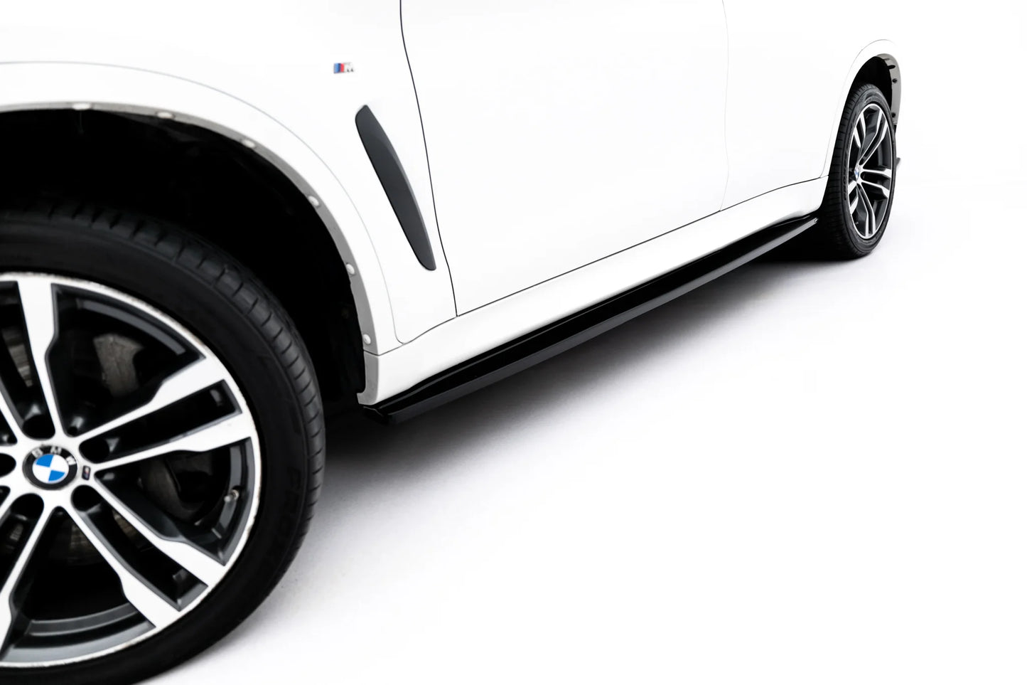 Rajouts Des Bas De Caisse V.1 BMW X6 M-Pack F16