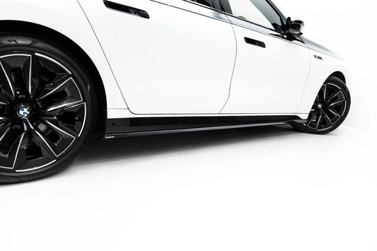 Dokładki Progów V.2 pasujące do BMW i7 e-Drive50 M-Pack / i7 x-Drive60 M-Pack / i7 M70 xDrive M-Pack G70