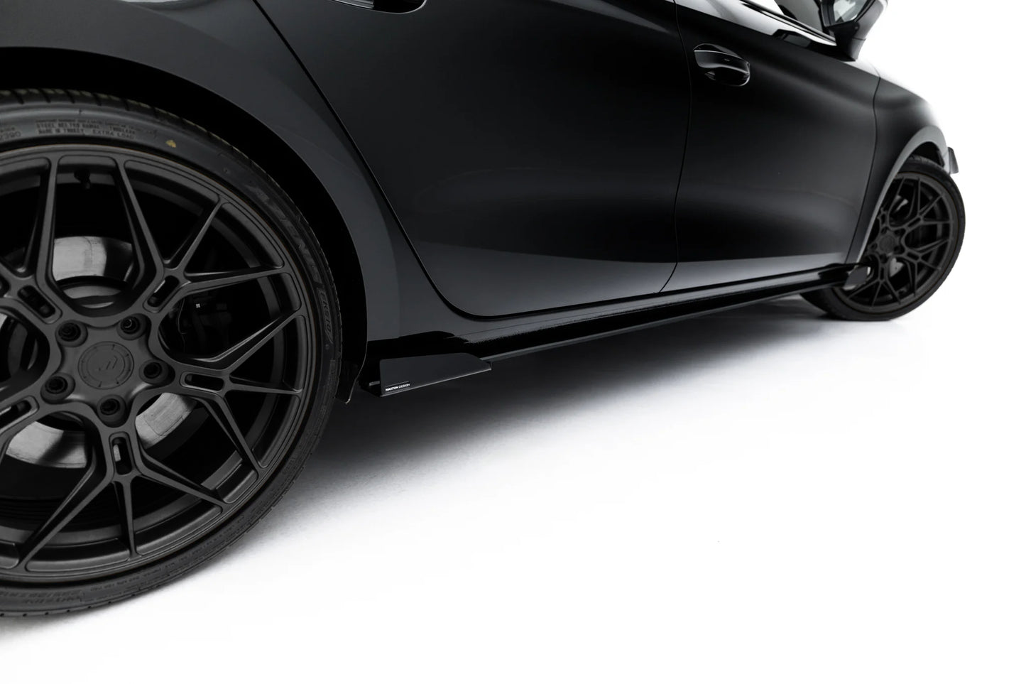 Street Pro Side Skirts Diffusers + Flaps Cupra Leon ST / Hatchback Mk1 Facelift