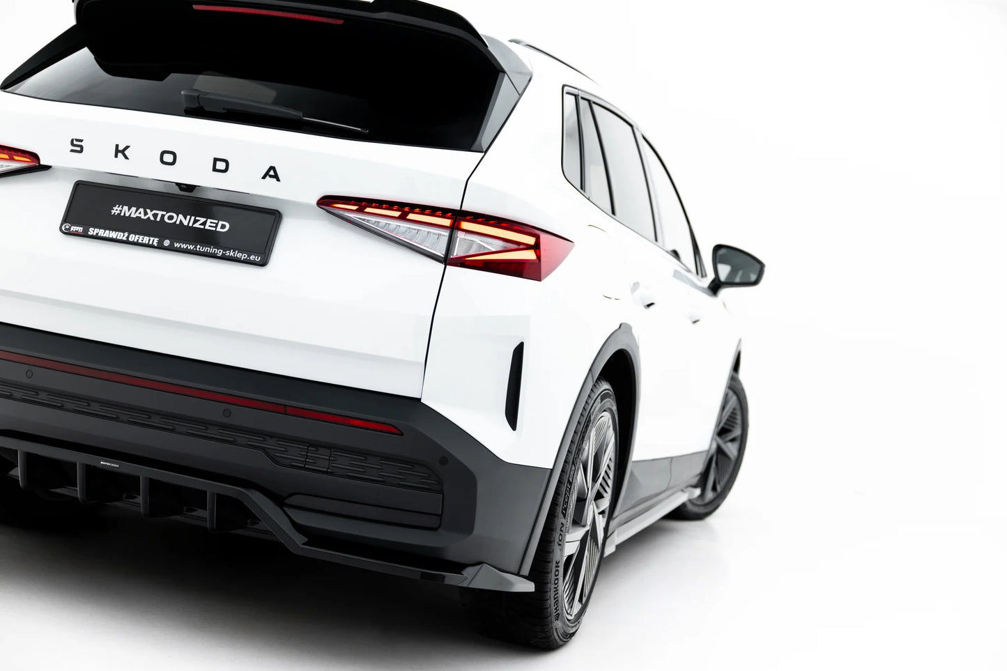 Hinten Splitter (mit einem vertikalem balken) Skoda Elroq RS Mk1