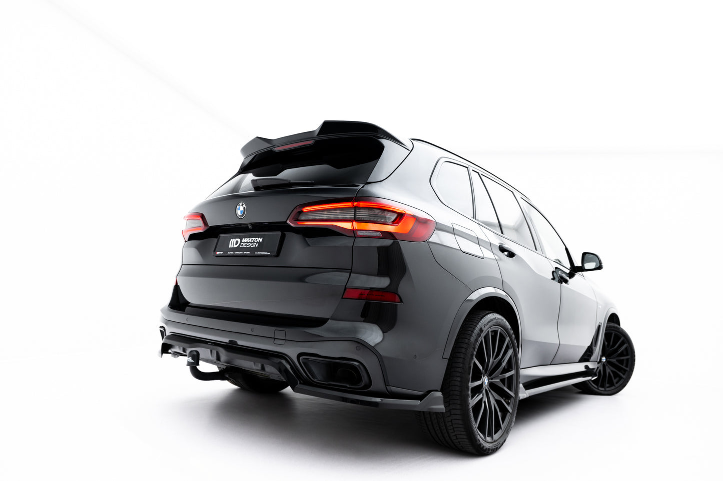 Arriere Splitter (avec une barre verticale) BMW X5 M-Pack G05