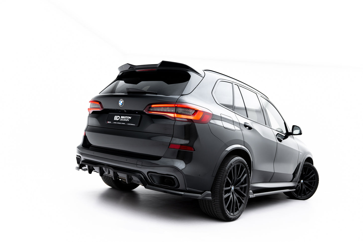 Arriere Splitter (avec une barre verticale) BMW X5 M-Pack G05
