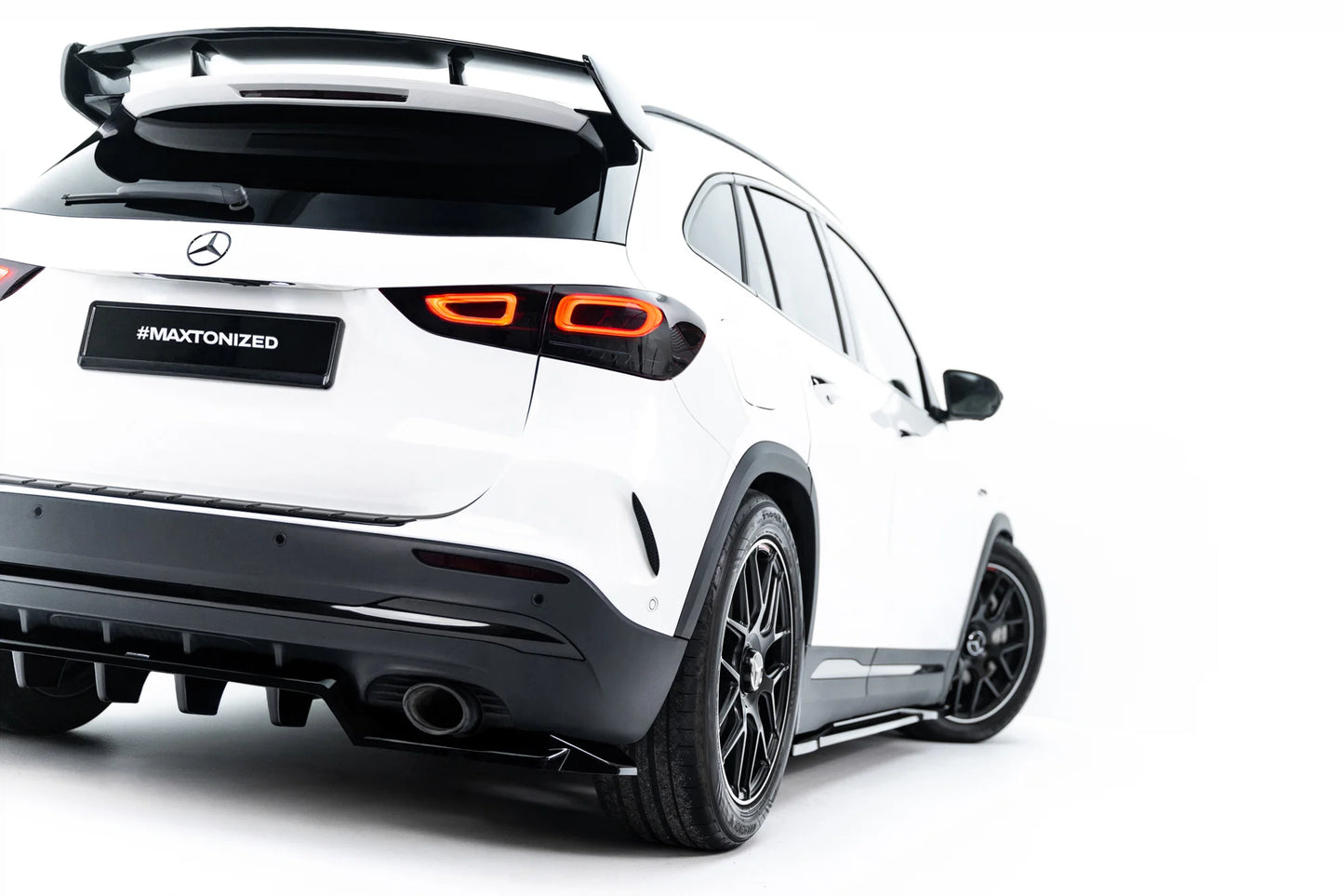 Rear Splitter (with vertical bars) for Mercedes-AMG GLA 35 H247