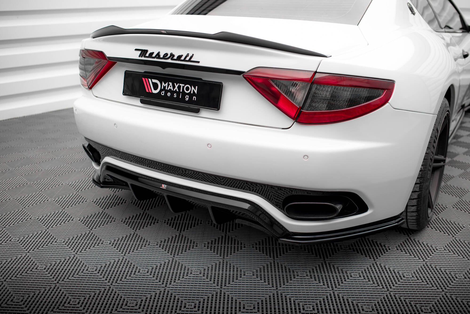 REAR VALANCE Maserati Granturismo Mk1 – Maxton Design