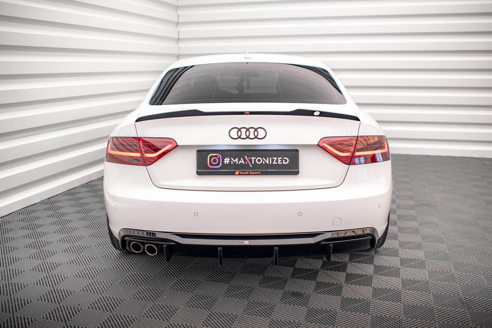 Rear Valance Audi A5 Sportback 8T Facelift (Version with dual