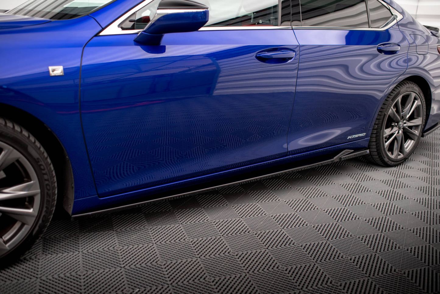 Side Skirts Diffusers Lexus ES F Sport Mk7
