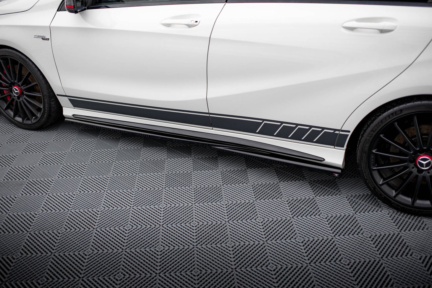 Side Skirts Diffusers Mercedes-Benz A45 AMG W176