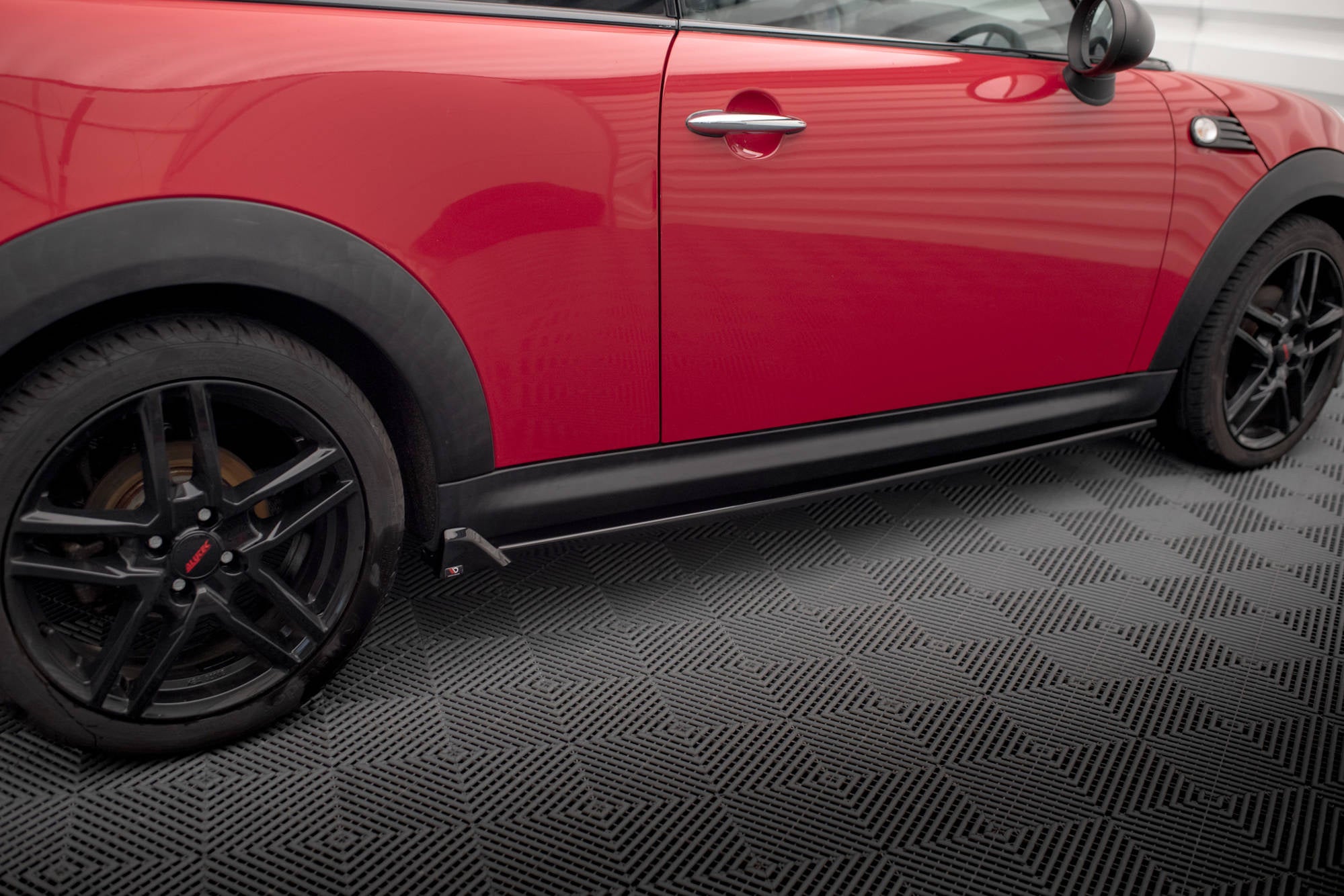 Side Skirts Diffusers Mini One R56 – Maxton Design