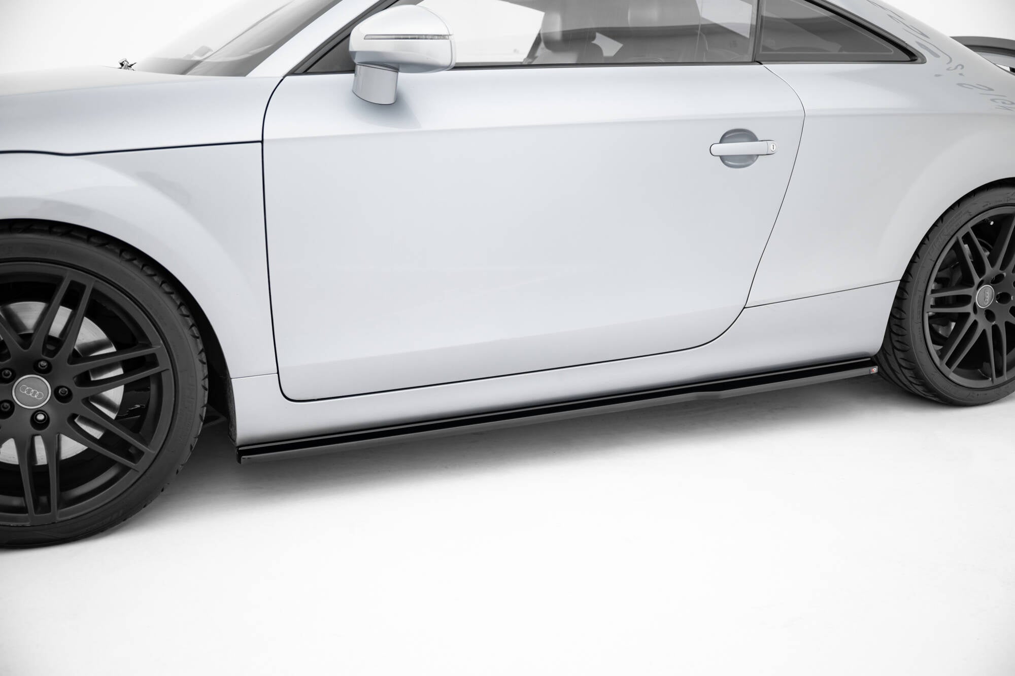 Side Skirts Diffusers V.1 suitable for Audi TT S / TT S-Line 8J