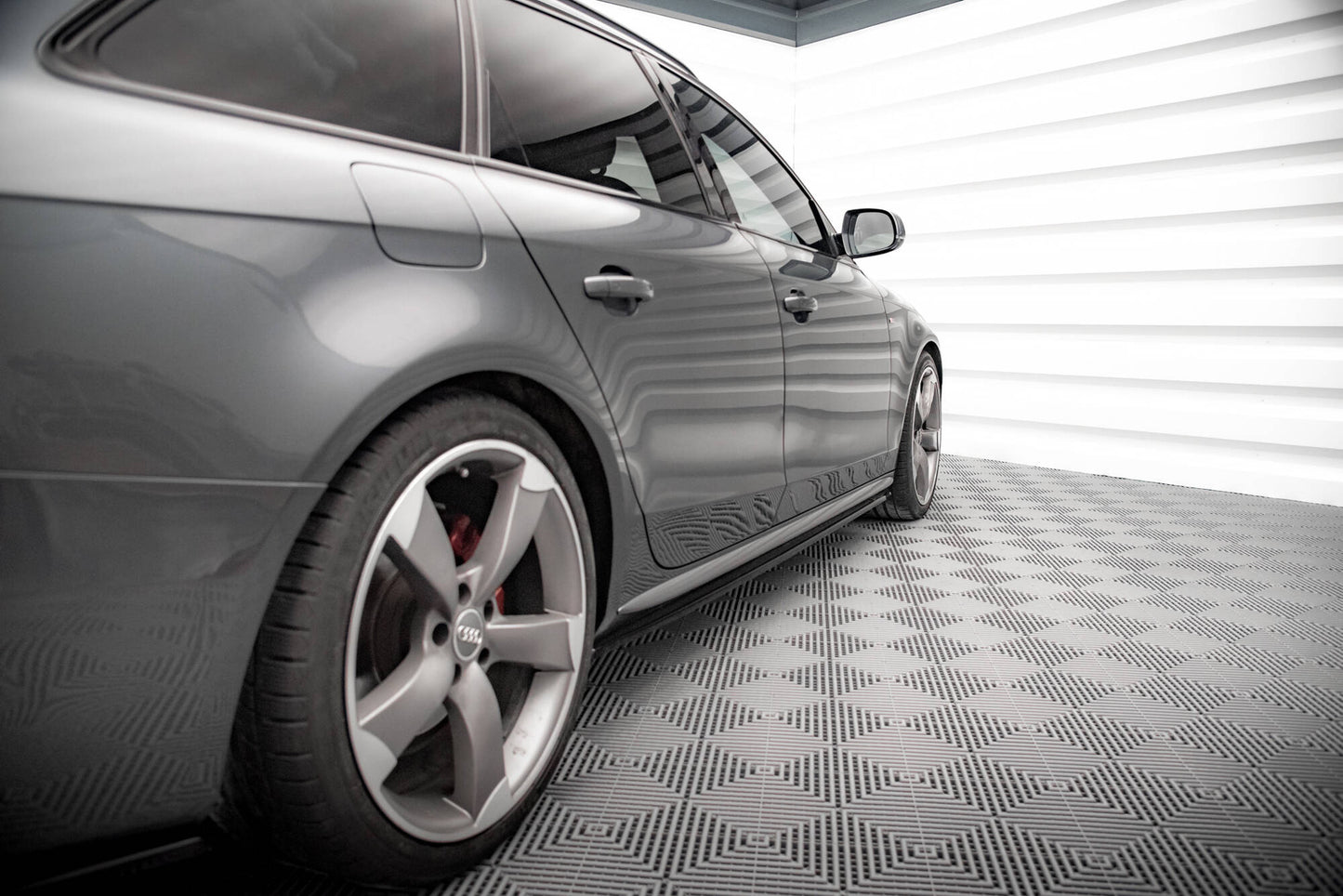 Side Skirts Diffusers V.2 Audi A4 / A4 S-Line / S4 B8 
