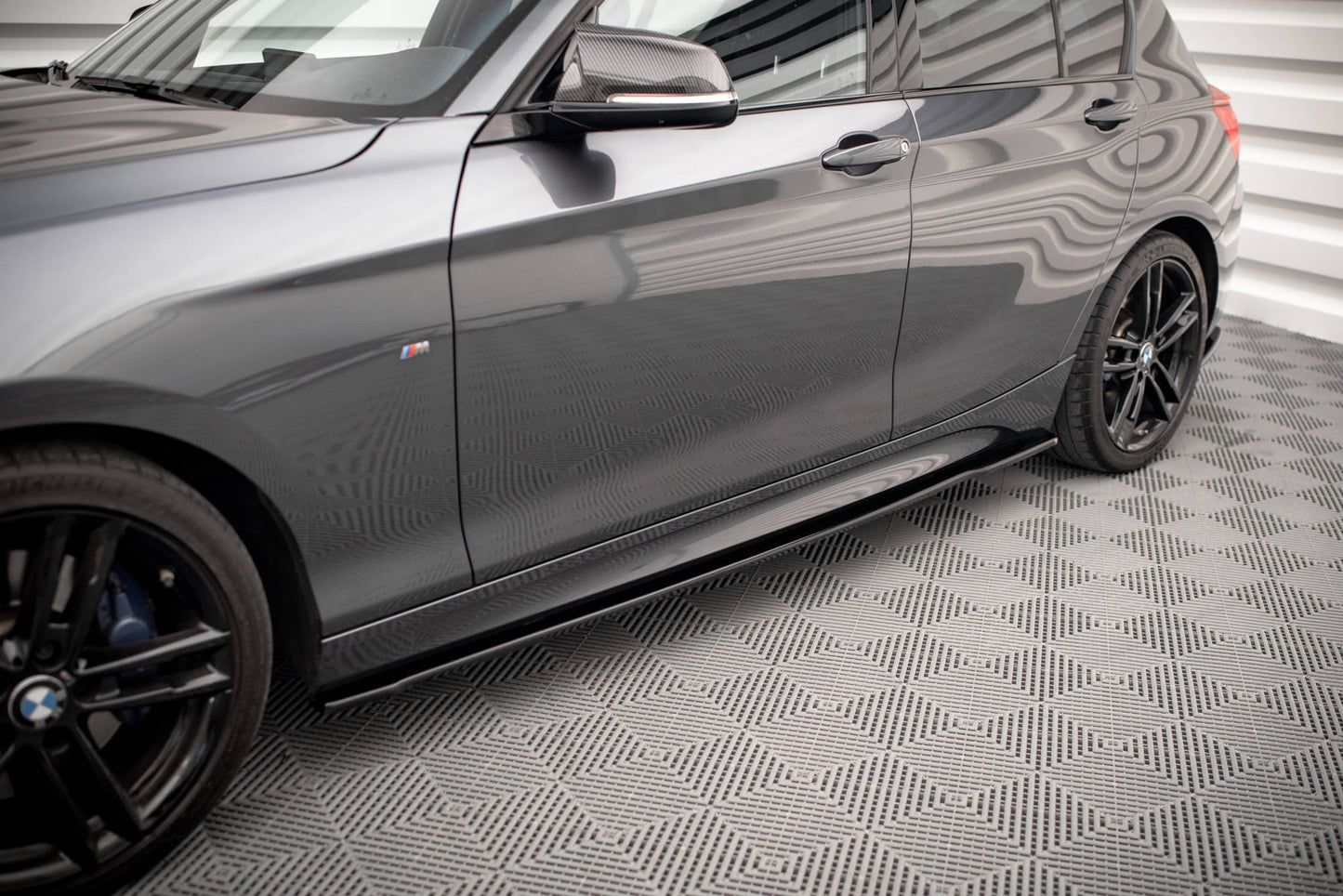 Side Skirts Diffusers V.2 BMW 1 M135i / M140i / M-Pack F20