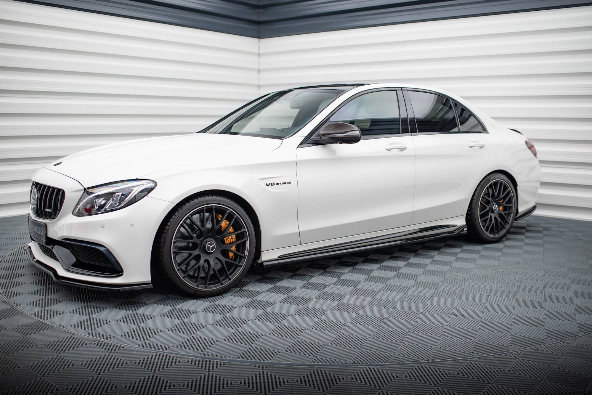 AMG スタイリングV Side Skirts Diffusers V.2 suitable for Mercedes-AMG C63 Sedan