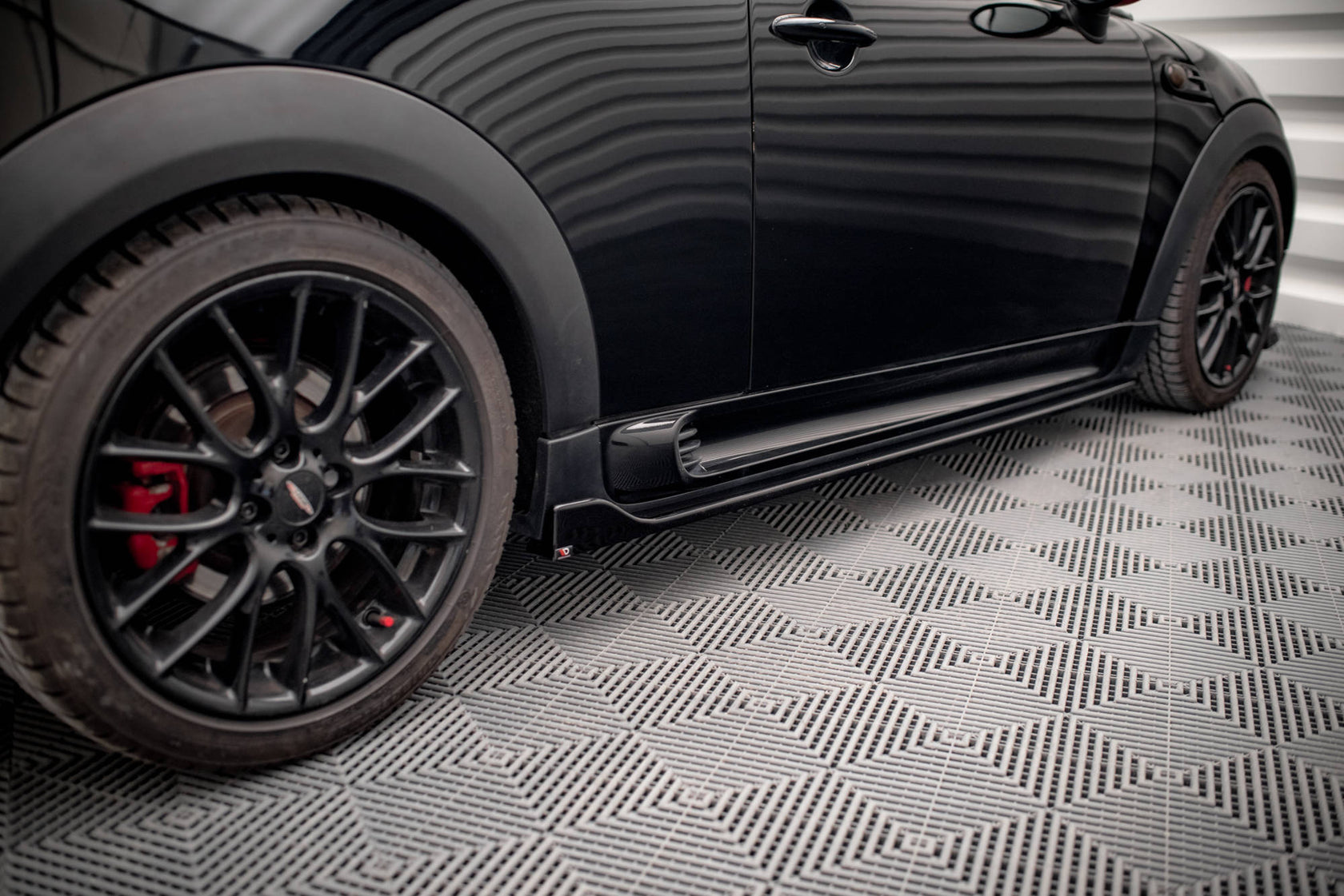 Side Skirts Diffusers V.2 Mini Cooper John Cooper Works R56 – Maxton Design